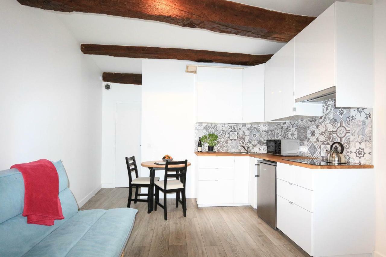 Apartamento ROGERIO en PLEIN CENTRE DE L'ISLE SUR SORGUE Exterior foto